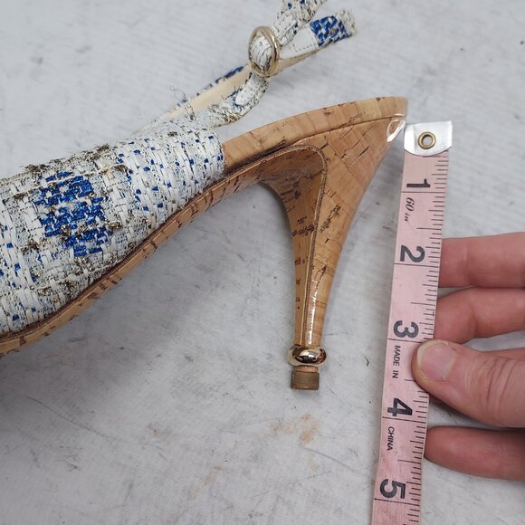 CHANEL Tweed Interlocking CC Logo Blue White Slingback Pump - Picture 6 of 13